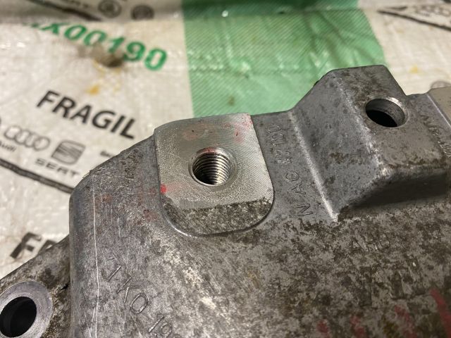 bontott VW PASSAT B6 Váltó Tartó Bak (Pozíciófüggetlen)