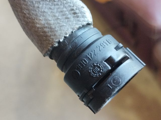 bontott VW PASSAT B6 Vízcső