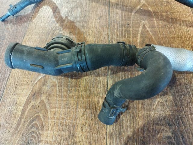 bontott VW PASSAT B6 Vízcső