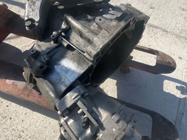 bontott VW PASSAT B6 Váltó (Mechanikus)