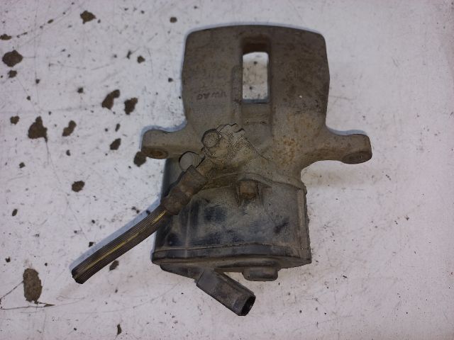 bontott VW PASSAT B6 Bal hátsó Féknyereg Munkahengerrel