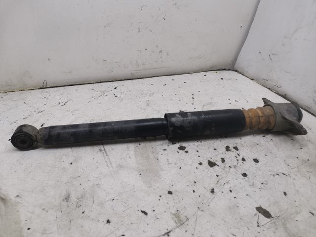 bontott VW PASSAT B6 Bal hátsó Lengéscsillapító