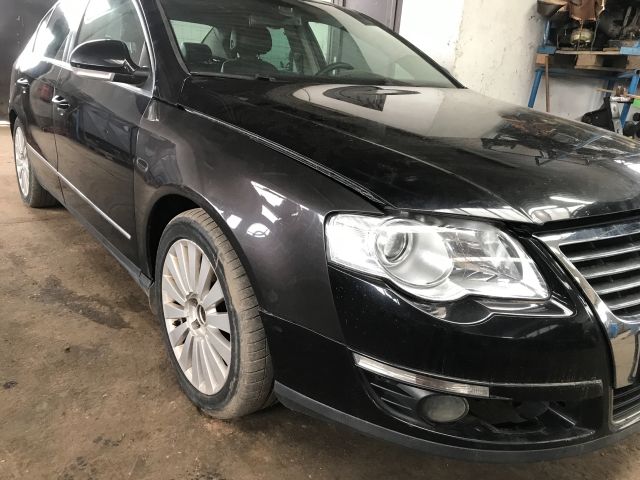 bontott VW PASSAT B6 Biztosítéktábla Motortér