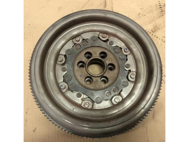 bontott VW PASSAT B6 Fogaskoszorú