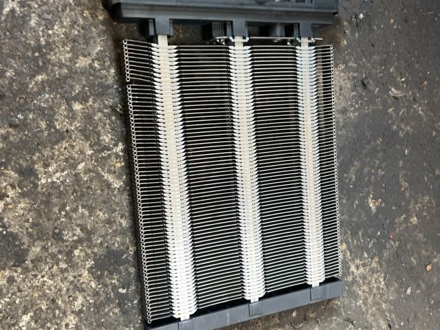 bontott VW PASSAT B6 Fűtőradiátor