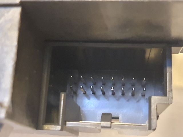 bontott VW PASSAT B6 Gyújtáskapcsoló Házzal