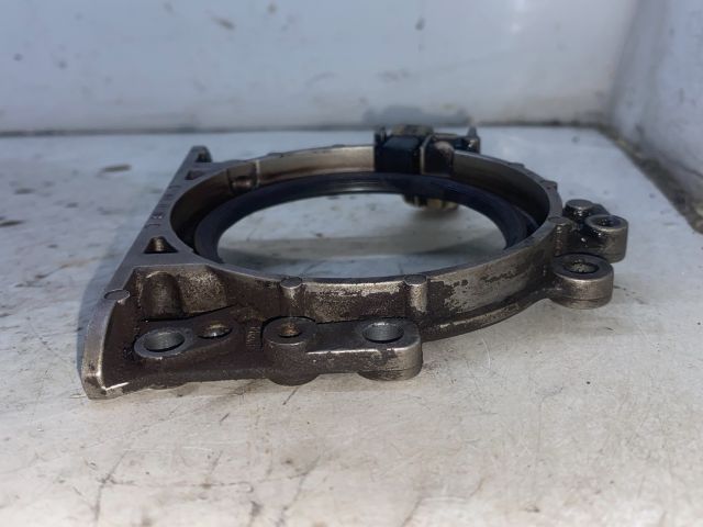 bontott VW PASSAT B6 Hátsó Főtengely Szimmeringház