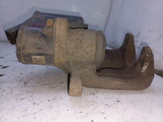 bontott VW PASSAT B6 Jobb hátsó Féknyereg Munkahengerrel