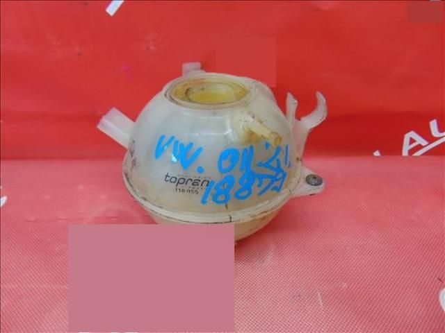 bontott VW PASSAT B6 Kiegyenlítő Tartály