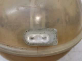 bontott VW PASSAT B6 Kiegyenlítő Tartály