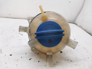 bontott VW PASSAT B6 Kiegyenlítő Tartály