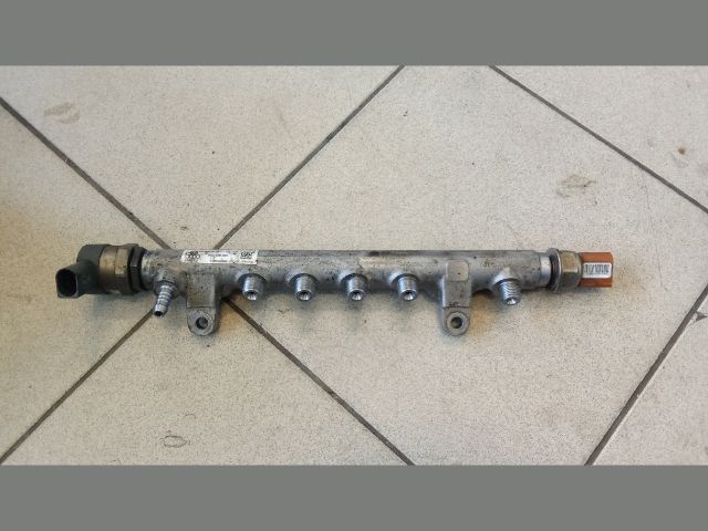 bontott VW PASSAT B6 Közösnyomócső