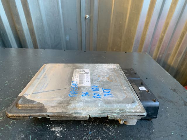 bontott VW PASSAT B6 Motorvezérlő