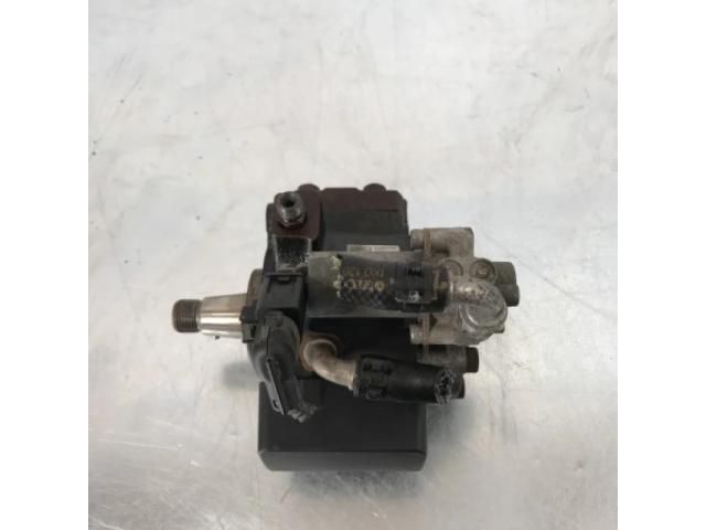 bontott VW PASSAT B6 Nagynyomású Szivattyú