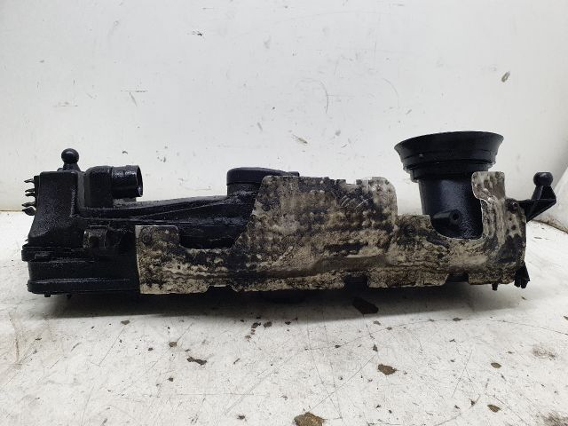 bontott VW PASSAT B6 Szelepfedél