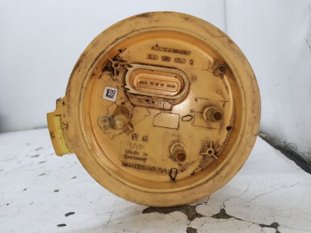 bontott VW PASSAT B6 Üzemanyag Szivattyú