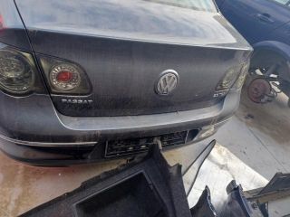 bontott VW PASSAT B6 Bal első Csonkállvány