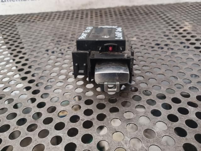 bontott VW PASSAT B6 Gyújtáskapcsoló