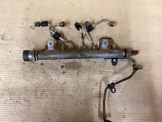 bontott VW PASSAT B6 Közösnyomócső