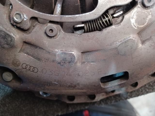 bontott VW PASSAT B6 Kuplung Szett (Szerkezet, Tárcsa)