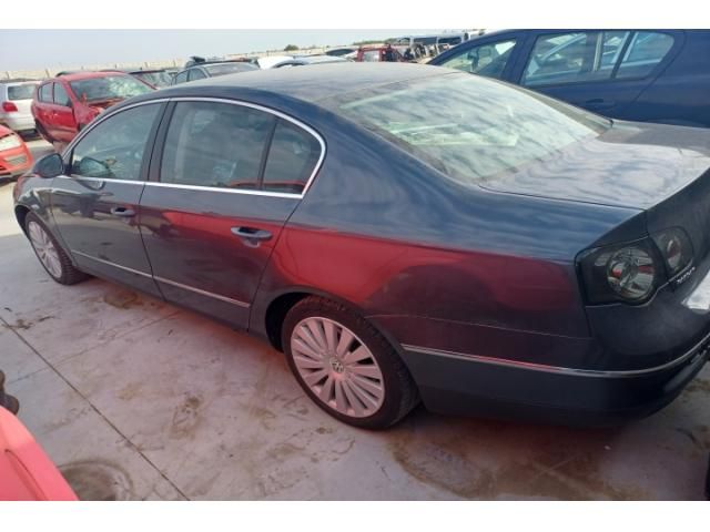 bontott VW PASSAT B6 Vízhűtő Radiátor (Klímás)