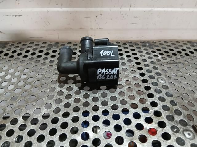 bontott VW PASSAT B6 Vízpumpa