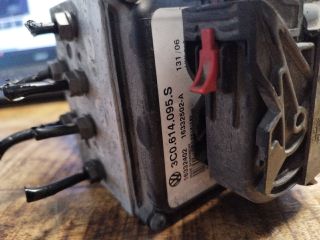 bontott VW PASSAT B6 ABS Kocka