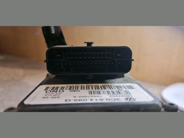 bontott VW PASSAT B6 ABS Kocka