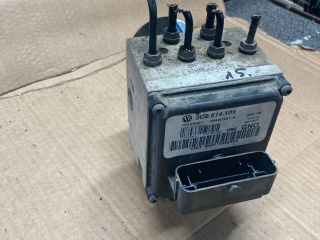 bontott VW PASSAT B6 ABS Kocka