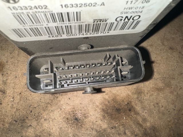 bontott VW PASSAT B6 ABS Kocka