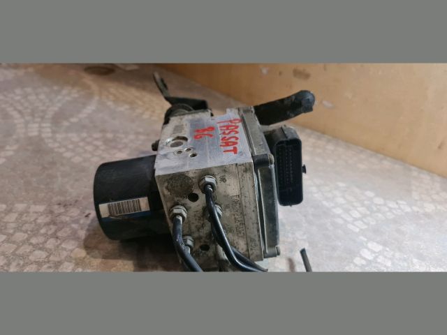 bontott VW PASSAT B6 ABS Kocka