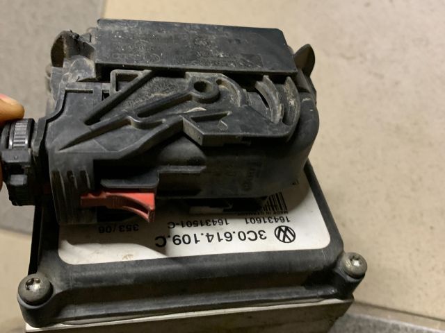 bontott VW PASSAT B6 ABS Kocka