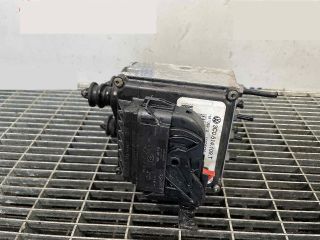 bontott VW PASSAT B6 ABS Kocka