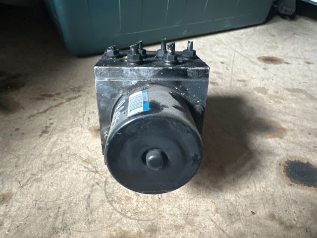 bontott VW PASSAT B6 ABS Kocka