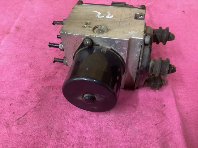 bontott VW PASSAT B6 ABS Kocka