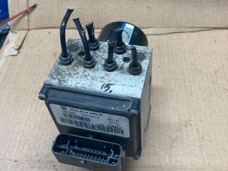 bontott VW PASSAT B6 ABS Kocka