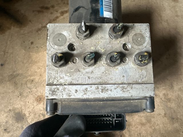 bontott VW PASSAT B6 ABS Kocka