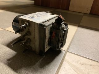 bontott VW PASSAT B6 ABS Kocka