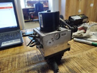 bontott VW PASSAT B6 ABS Kocka