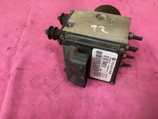 bontott VW PASSAT B6 ABS Kocka