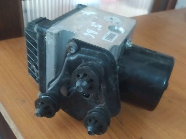 bontott VW PASSAT B6 ABS Kocka