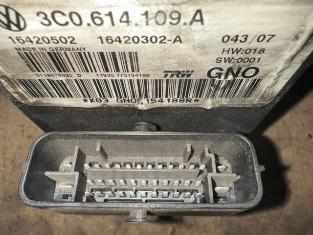 bontott VW PASSAT B6 ABS Kocka