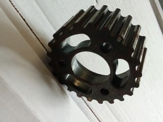 bontott VW PASSAT B6 Adagoló Bordáskerék / Lánckerék