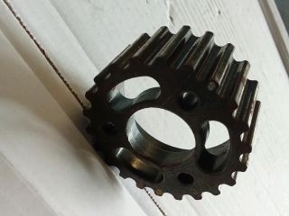 bontott VW PASSAT B6 Adagoló Bordáskerék / Lánckerék