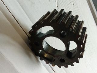 bontott VW PASSAT B6 Adagoló Bordáskerék / Lánckerék