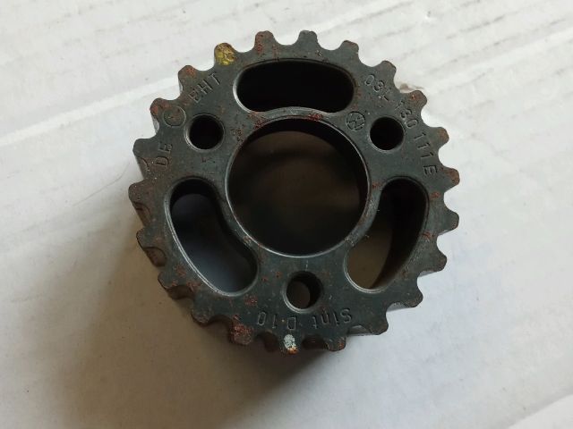 bontott VW PASSAT B6 Adagoló Bordáskerék / Lánckerék