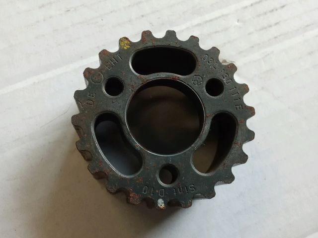 bontott VW PASSAT B6 Adagoló Bordáskerék / Lánckerék