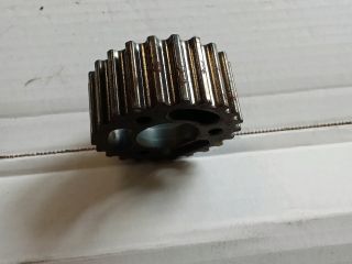 bontott VW PASSAT B6 Adagoló Bordáskerék / Lánckerék