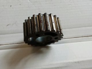 bontott VW PASSAT B6 Adagoló Bordáskerék / Lánckerék