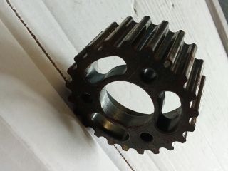 bontott VW PASSAT B6 Adagoló Bordáskerék / Lánckerék